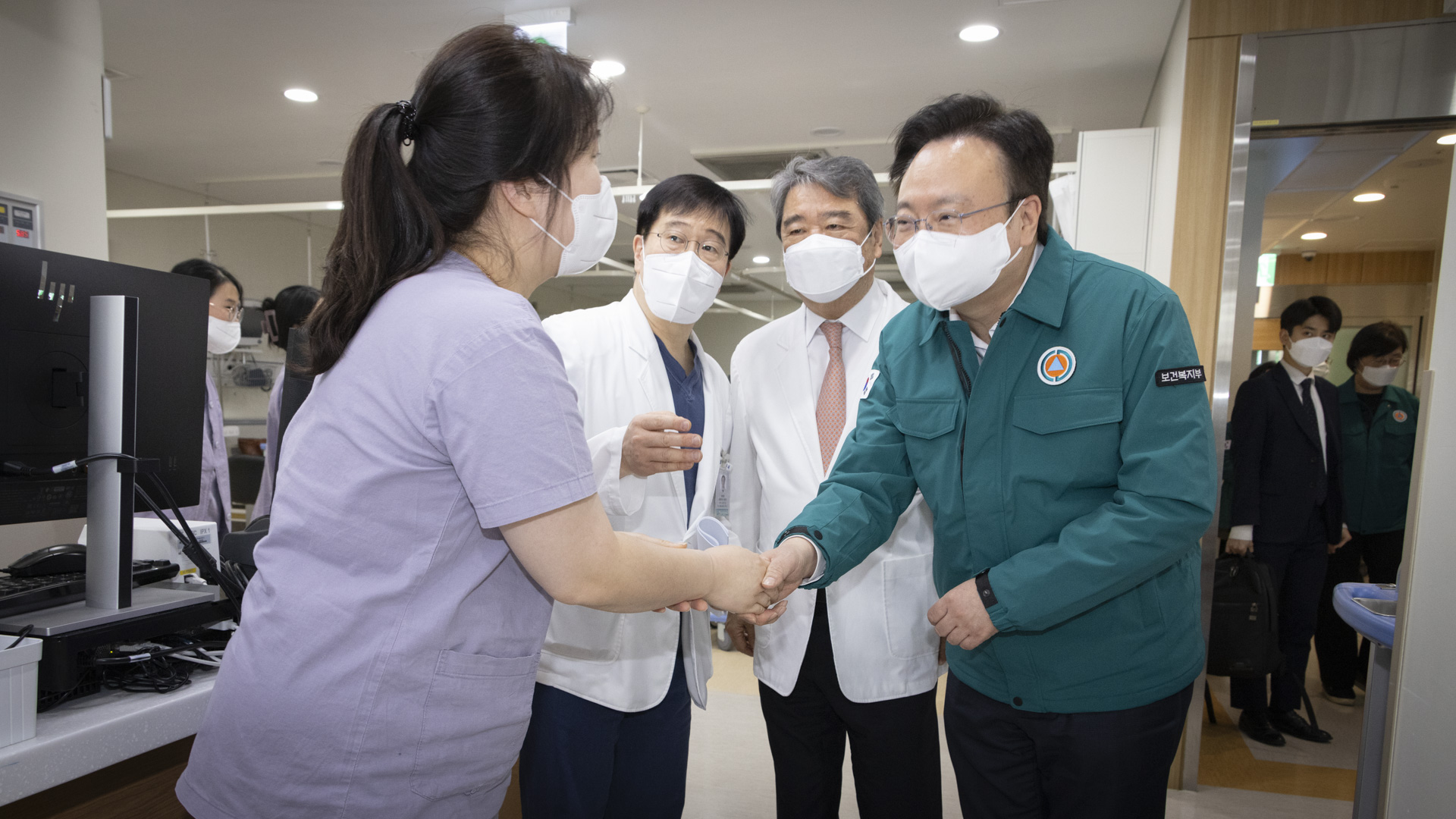 중앙대학교병원 중증·응급 비상진료 현장점검 및 의료진 격려 사진26