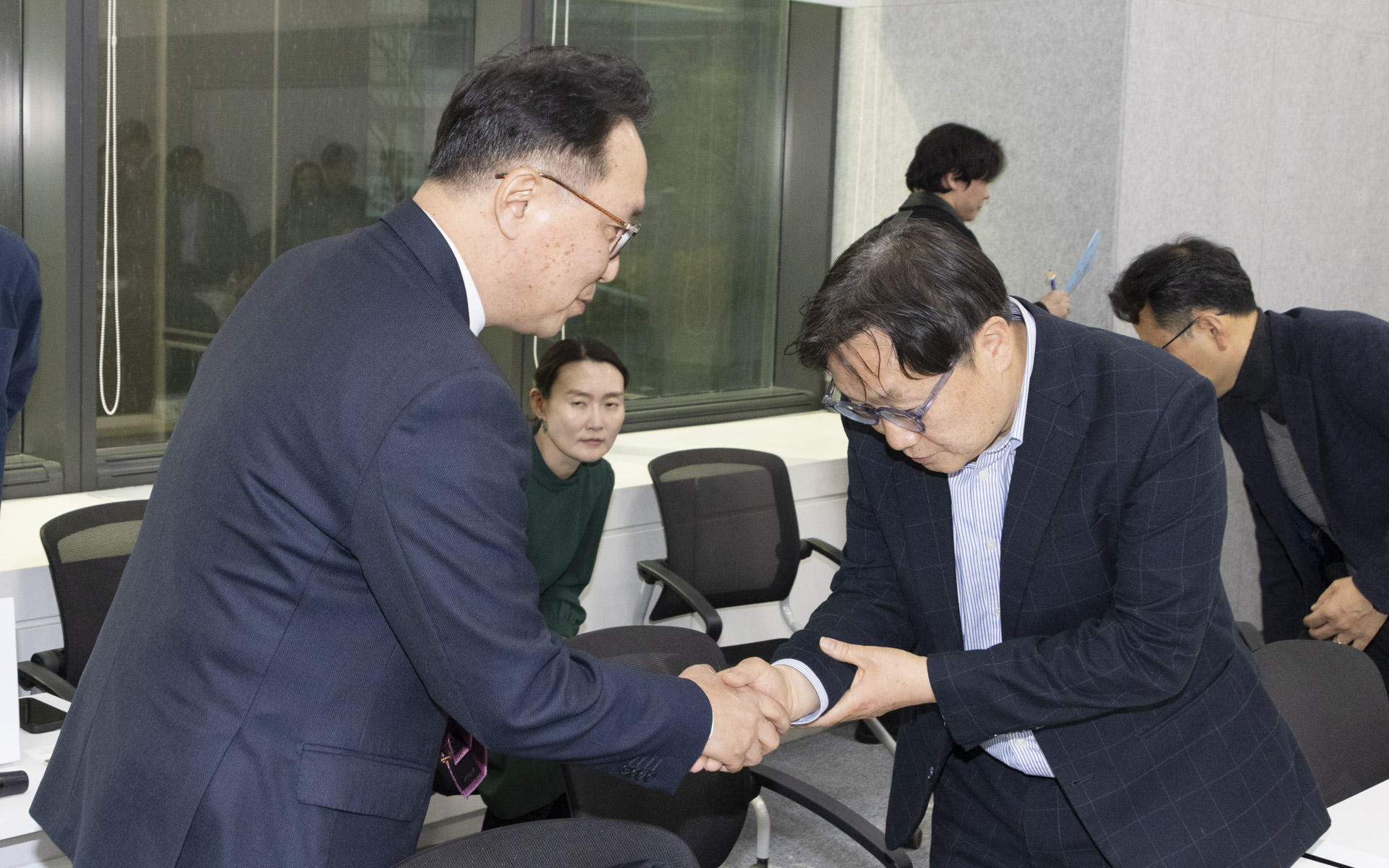 美 정부의 상호관세 부과조치 관련 의료기기·화장품 기업 및 협회와 대응방안 논의 사진2